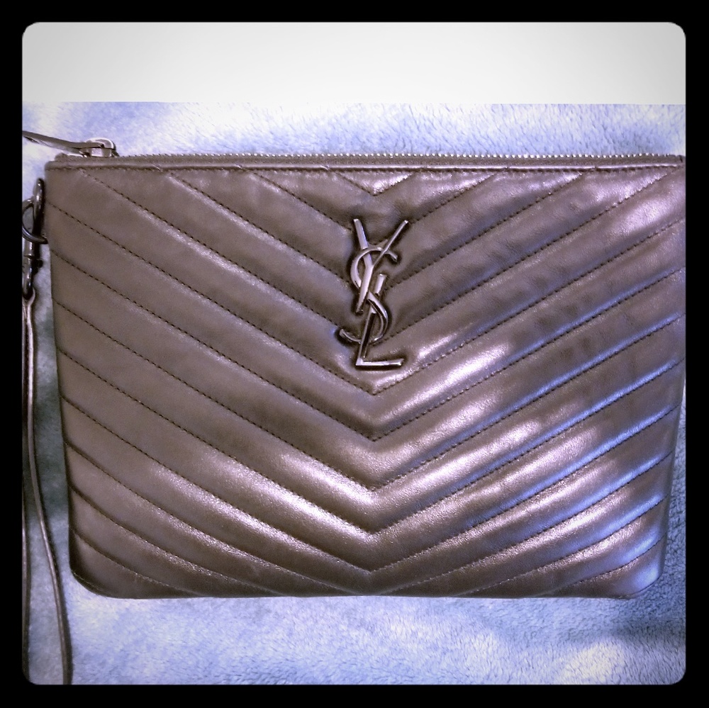 Saint Laurent Monogramme Pouche